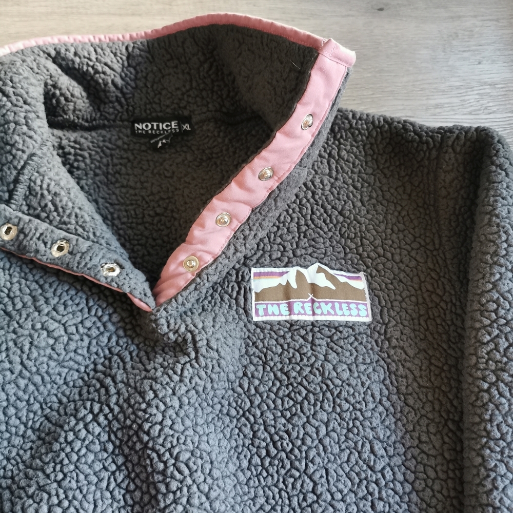Notice the Reckless grey pink sherpa mock neck fleece top XL